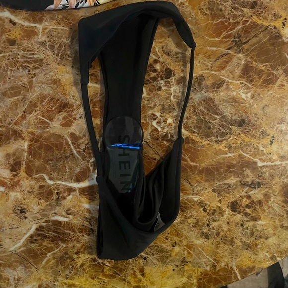 NWOT Rip Curl top & black bottoms! - Picture 3 of 3